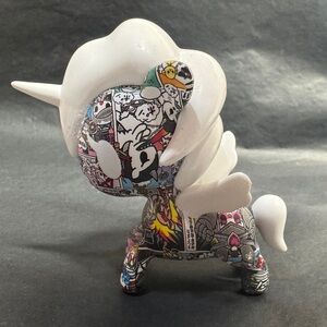 Tokidoki Manga Mania Snow Unicorno Vinyl Figure